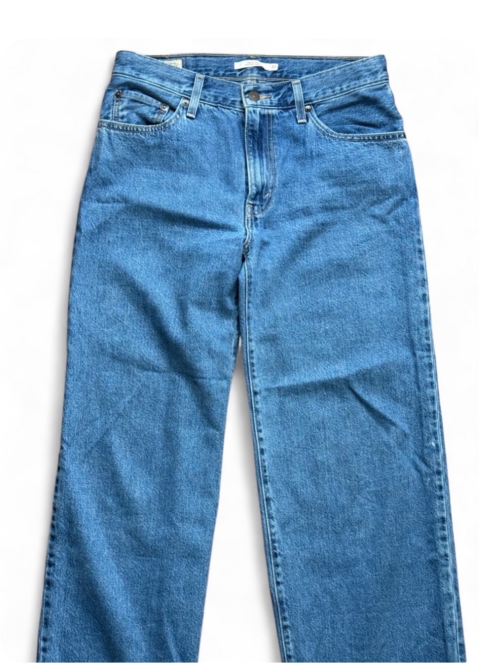 Classic women’s Straight-Leg Jeans in Medium Blue